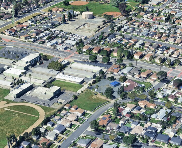More Photos Of 109 S Aprilia Ave, Compton Land For Sale