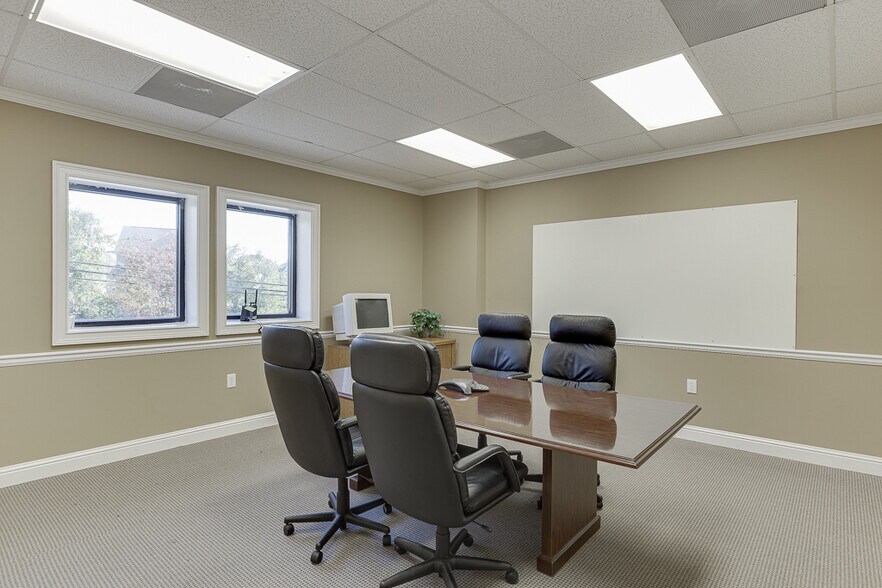 More Photos Of 743 Church St, Buford Industrial For Sale