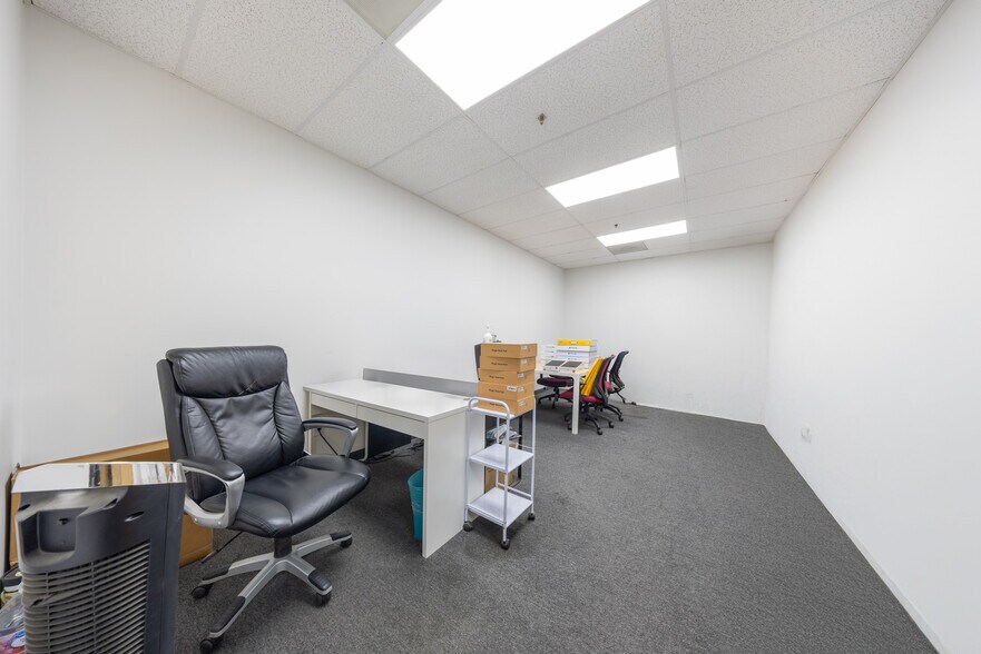 More Photos Of 15350 Fairfield Ranch Rd, Chino Hills Warehouse For Sale