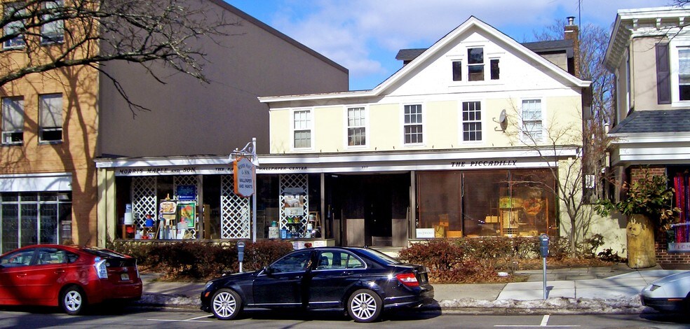 Primary Photo Of 200 Nassau St, Princeton Storefront Retail Residential For Lease