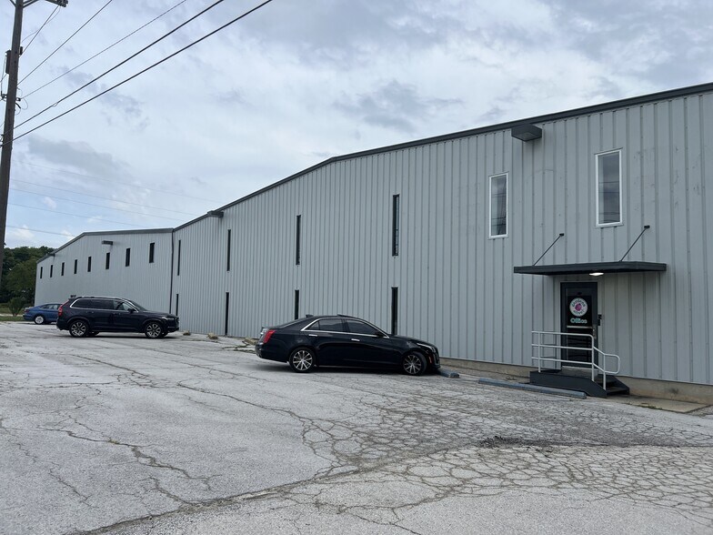 More Photos Of 4307 US Route 40 E, Lewisburg Industrial For Lease