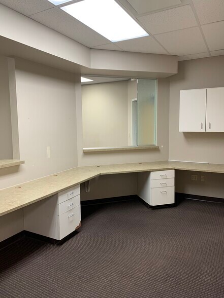 More Photos Of 5731 Silverstone Ter, Colorado Springs Medical For Lease