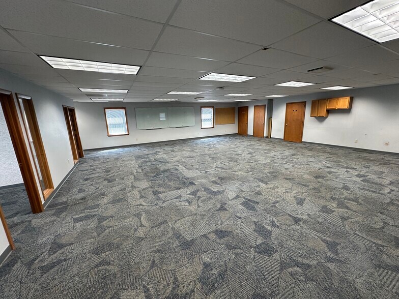 More Photos Of 970 Lee Ann Dr NE, Concord Office For Lease