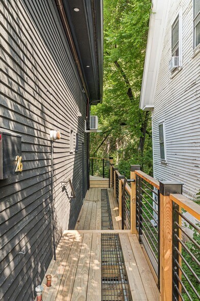 More Photos Of 26 Central St, Woodstock General Retail For Sale