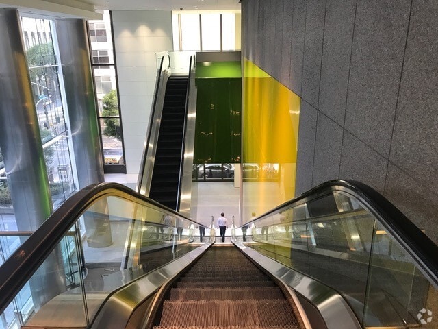 More Photos Of 707 Wilshire Blvd, Los Angeles Office For Lease