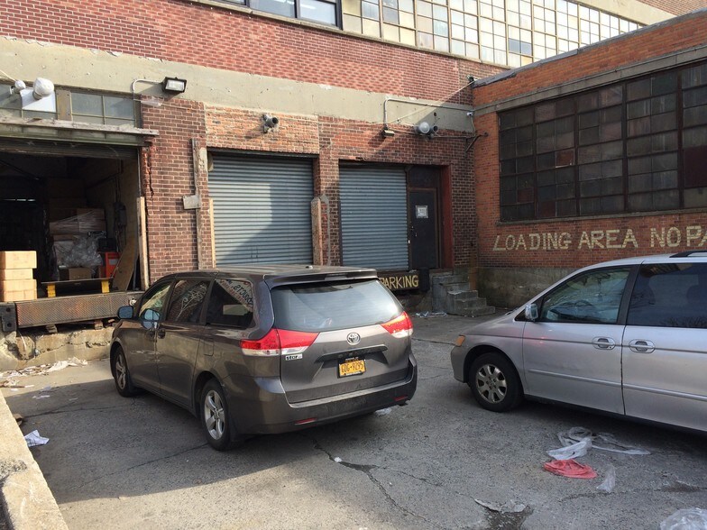 1710 Flushing Ave, Flushing, NY 11385 Industrial For Lease