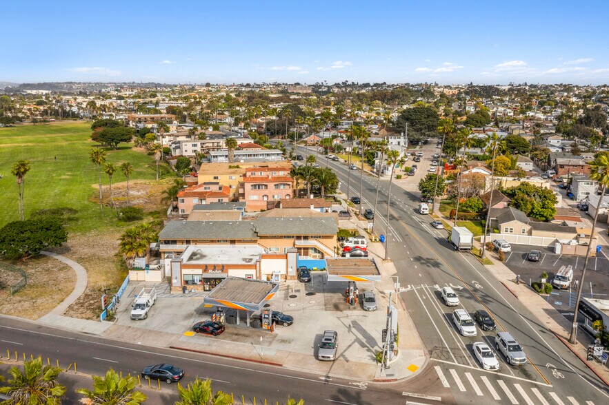 More Photos Of 2305 Sunset Cliffs Blvd, San Diego Freestanding For Sale