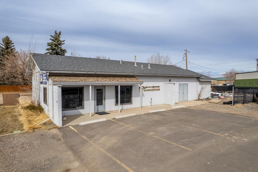 More Photos Of 528 Blackburn St, Cody Auto Repair For Sale