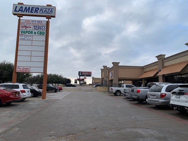 More Photos Of 403 E Stan Schlueter Loop, Killeen Freestanding For Lease