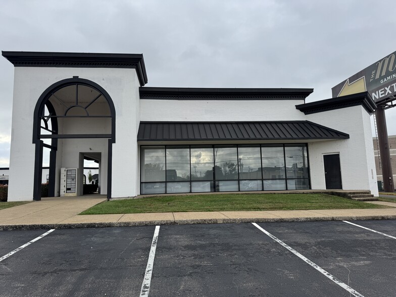 More Photos Of 2425 Scottsville Rd, Bowling Green Storefront Retail Office For Lease
