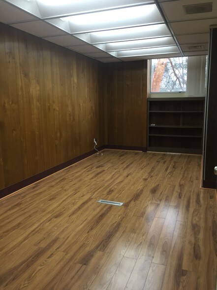 More Photos Of 429 Livernois St, Ferndale Office For Lease