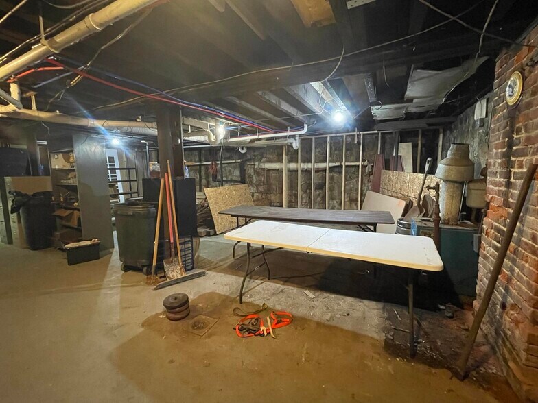 More Photos Of 99-101 Fraley st, Kane Flex For Sale