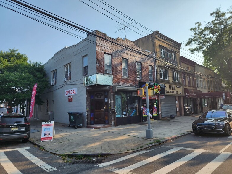 More Photos Of 628 Avenue U, Brooklyn Storefront Retail Residential For Lease
