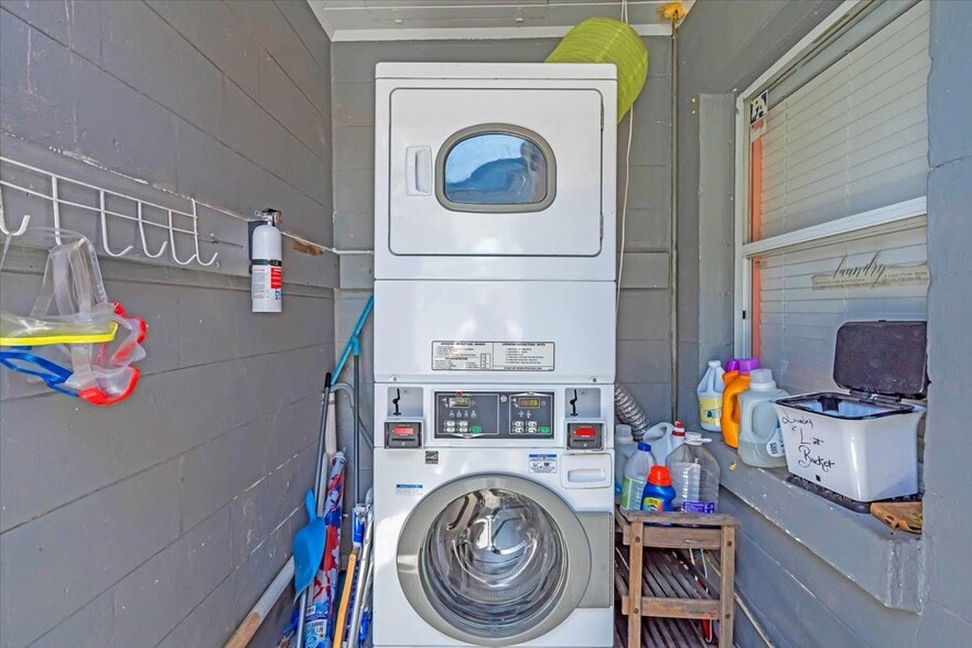 More Photos Of 1761 Siesta Dr, Sarasota Apartments For Sale