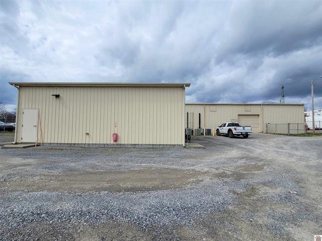 More Photos Of 500 S 17th St, Paducah Warehouse For Lease