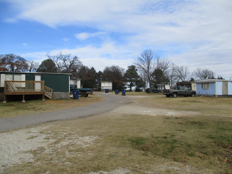 More Photos Of 1401 N Choctaw Rd, Choctaw Manufactured Housing Mobile Home Park For Sale