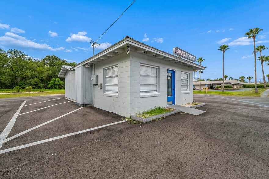 More Photos Of 1320 N Temple Ave, Starke Office For Sale