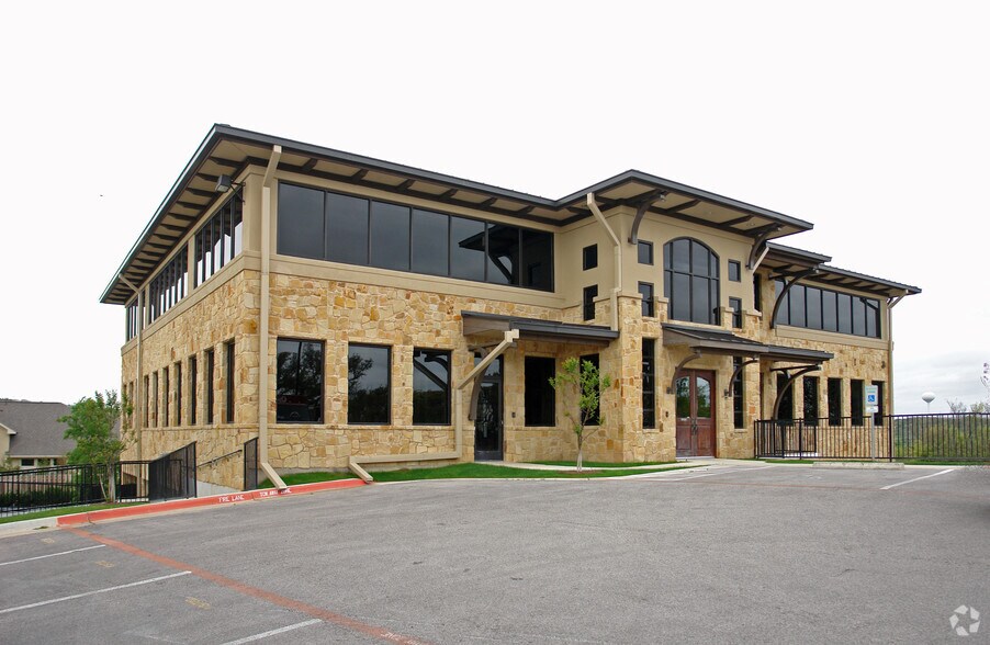More Photos Of 3 Lakeway Centre Ct, Austin Medical For Lease