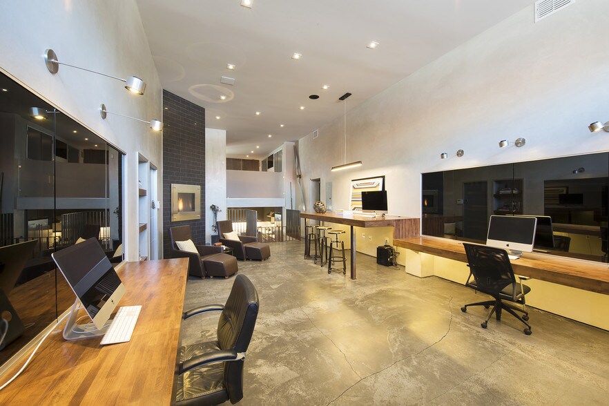 Primary Photo Of 2459 Lombard St, San Francisco Storefront Retail Residential For Sale