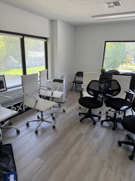 More Photos Of 1000 Emmett St, Kissimmee Medical For Lease