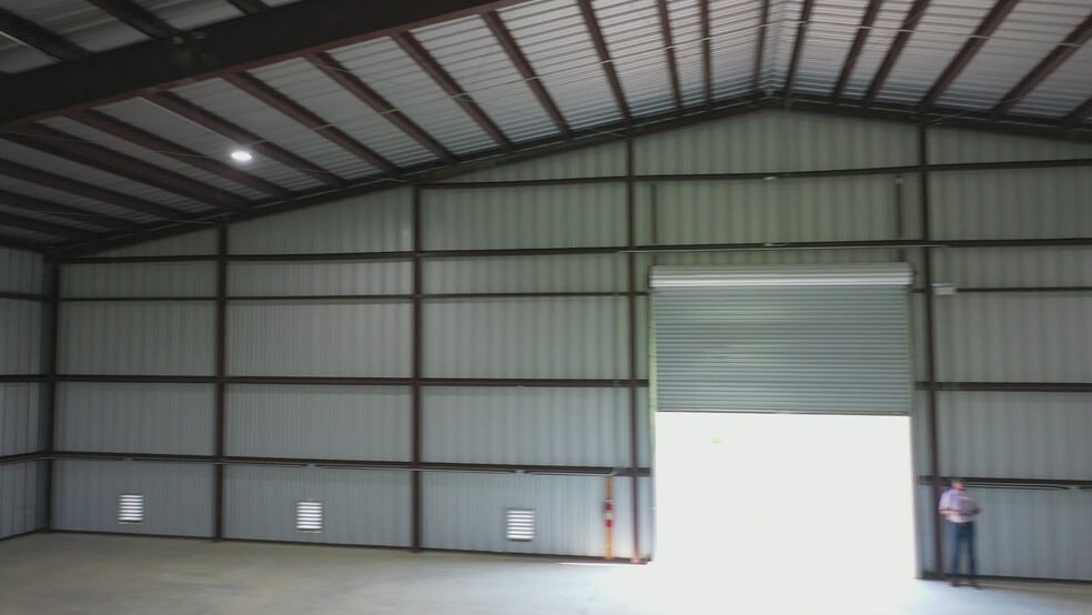 More Photos Of 5145 Old Atascocita Rd, Dayton Flex For Sale