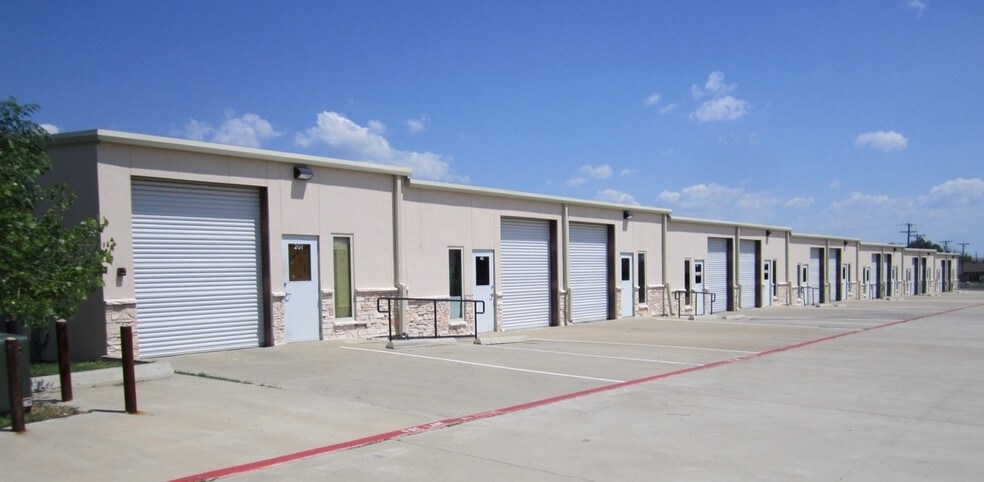 More Photos Of 6406 Highway 78, Sachse Flex For Lease