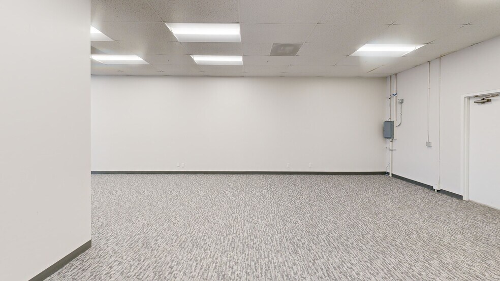 More Photos Of 600 S Grand Ave, Santa Ana Unknown For Lease