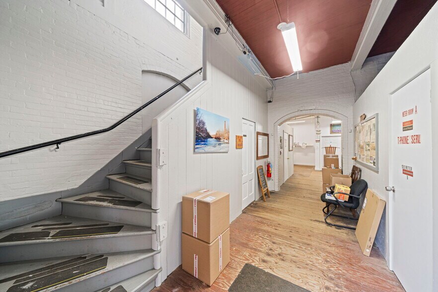 More Photos Of 215 Shady Lea Rd, North Kingstown Warehouse For Sale