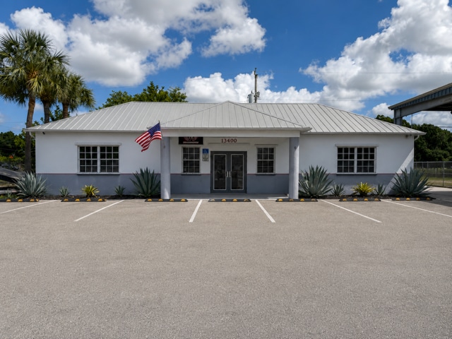 More Photos Of 13400 Palm Beach Blvd, Fort Myers Freestanding For Sale
