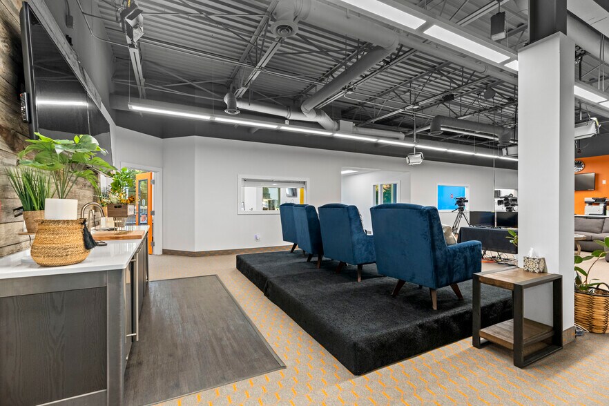 More Photos Of 1 Broadcast Way, Cadillac Medical For Sale