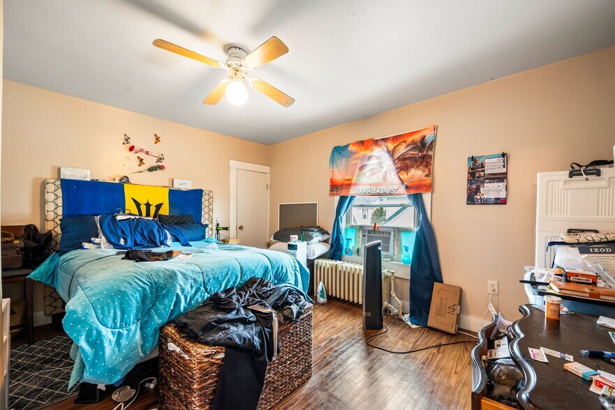 More Photos Of 217 White Ave, Linwood Apartments For Sale