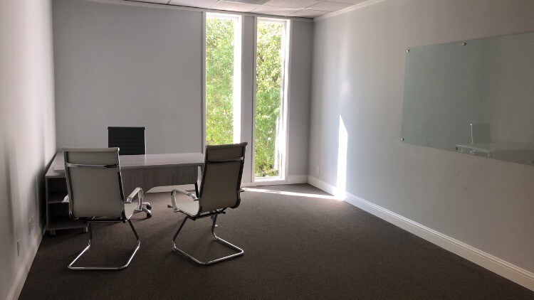 More Photos Of 8403 Westglen Dr, Houston Flex For Sale