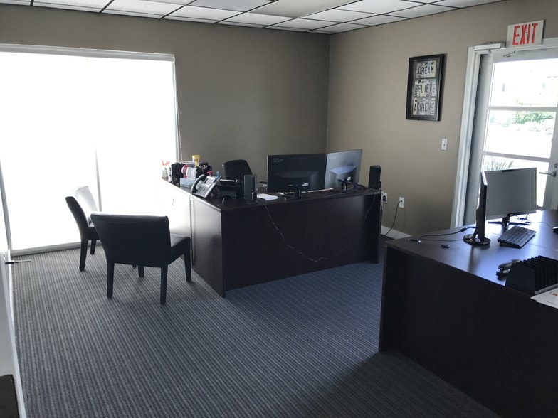 More Photos Of 9375 Archibald Ave, Rancho Cucamonga Unknown For Lease