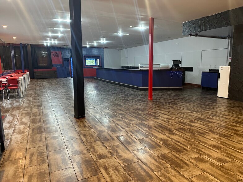 More Photos Of 1901-1903 W Olympic Blvd, Los Angeles Hotel For Lease