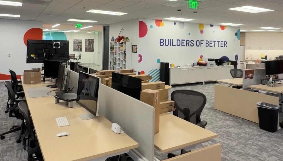 More Photos Of 19900 MacArthur Blvd, Irvine Loft Creative Space For Lease