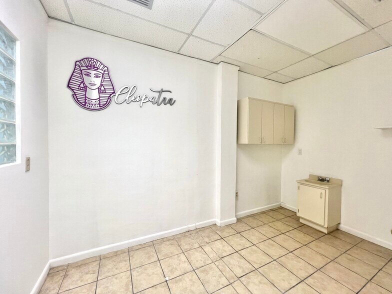 More Photos Of 4908 SW 8th St, Miami Medical For Sale