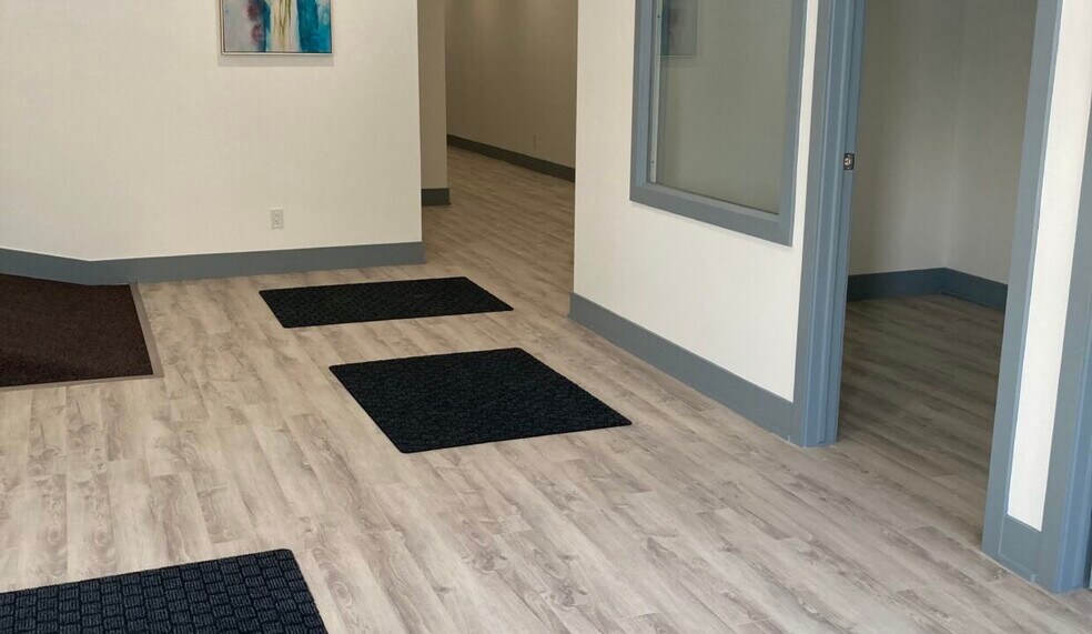 Primary Photo Of 545 St Lawrence St, North Dundas Coworking Space