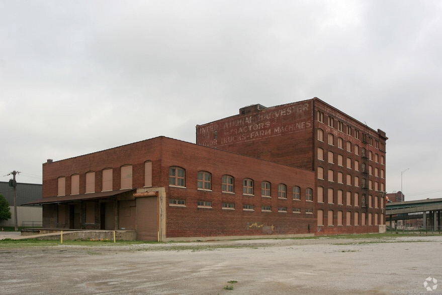 More Photos Of 1413 Liberty St, Kansas City Warehouse For Lease