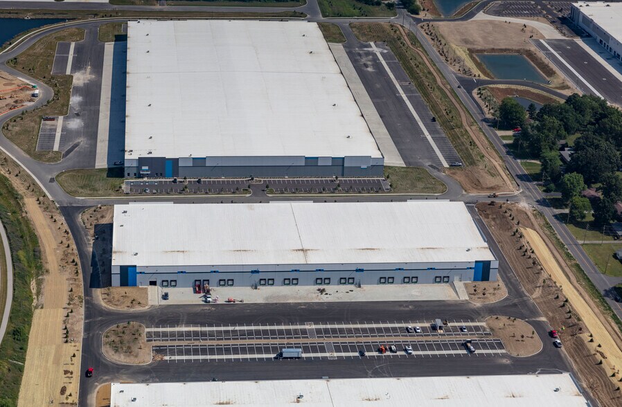 More Photos Of Ronald Reagan Pky, Brownsburg Unknown For Lease