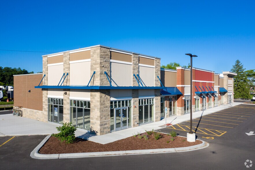 More Photos Of 7887-7889 S Archer Ave, Justice Storefront For Lease