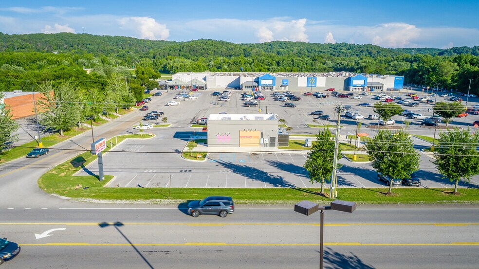 More Photos Of 9342 Dayton Pike, Soddy Daisy General Retail For Sale
