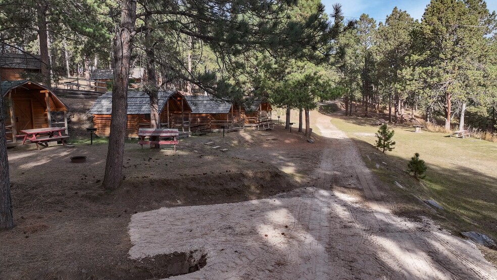 More Photos Of 1116 N 5th St, Custer Trailer Camper Park For Sale