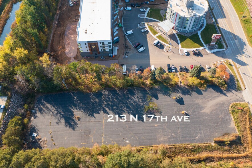 More Photos Of 213 17th, Wausau Land For Lease