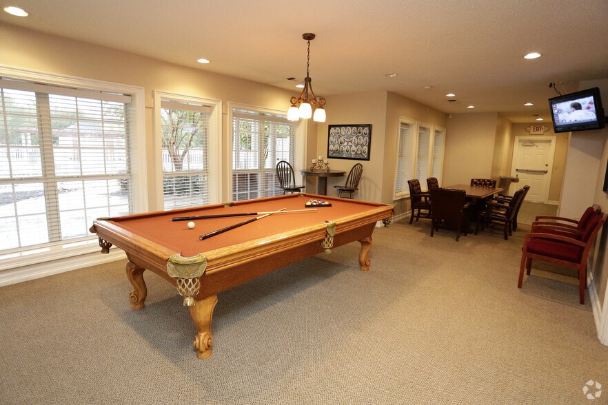 More Photos Of 5600 Salem Run Blvd, Fredericksburg Apartments For Sale