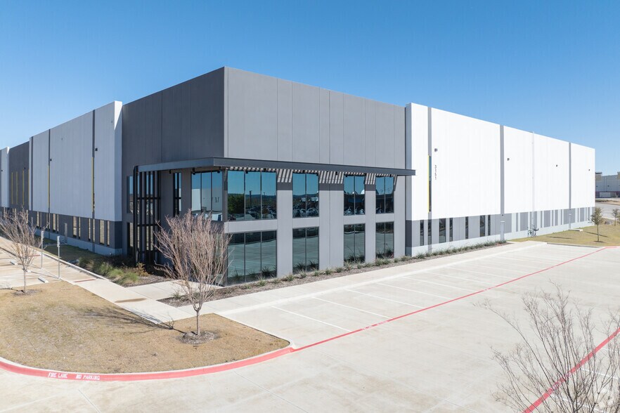 More Photos Of 3101 NW Centre Drive, Fort Worth Unknown For Lease