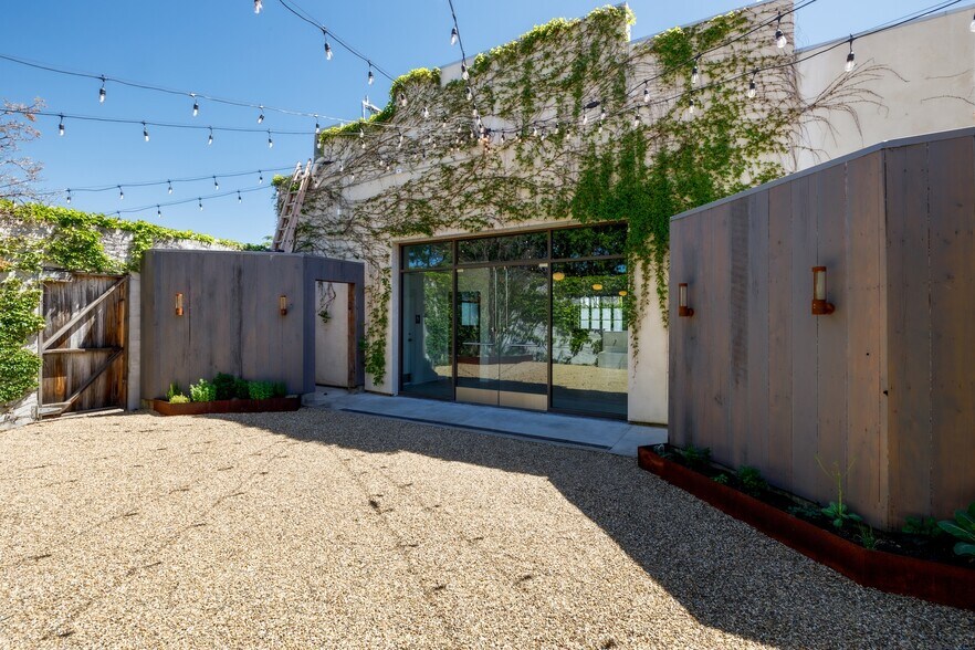 More Photos Of 40 Highway 128, Geyserville Freestanding For Sale