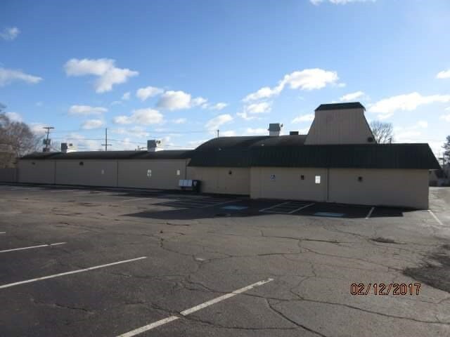 More Photos Of 130 S Main St, Fredericktown Storefront For Sale