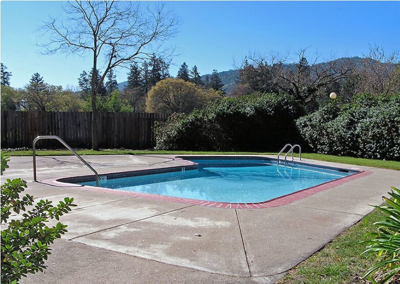 More Photos Of 505-531 Capps Ln, Ukiah Apartments For Sale
