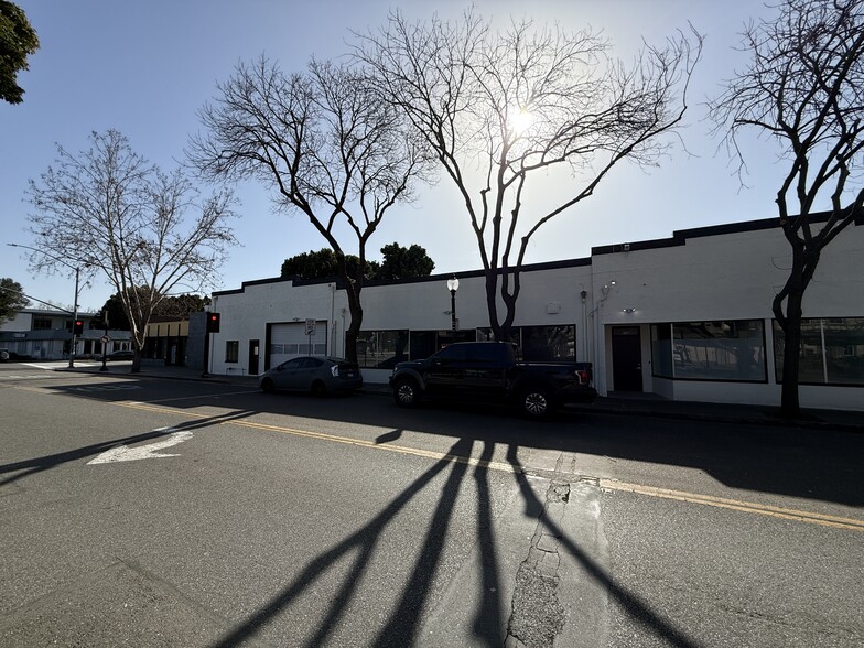 More Photos Of 727-747 W Evelyn Ave, Mountain View Storefront For Lease