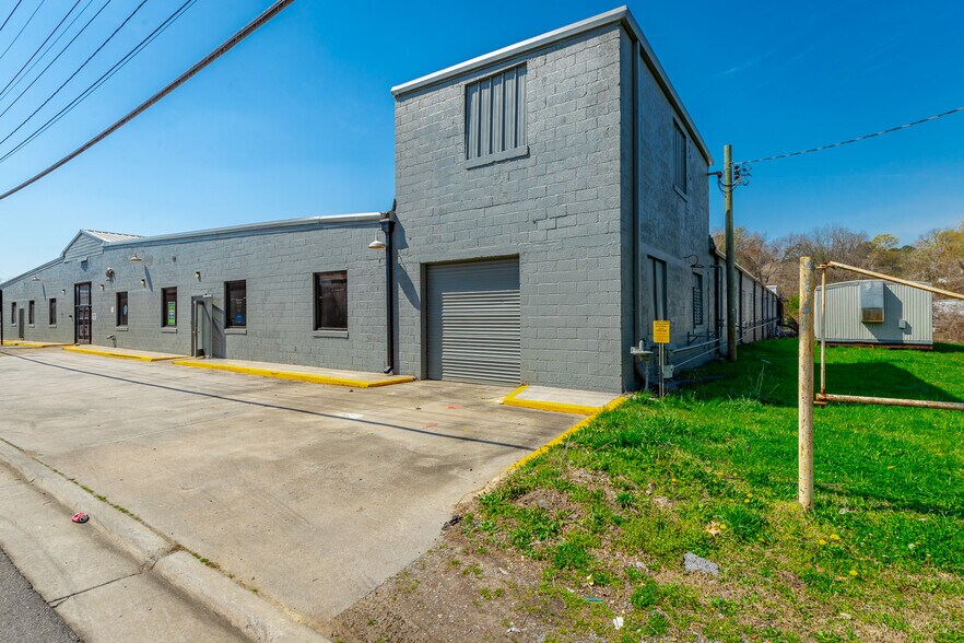 More Photos Of 406 4th Ave, Dalton Manufacturing For Sale